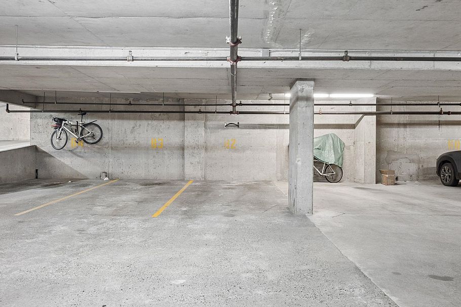 204 1860 Robson Street Vancouver, BC - 22