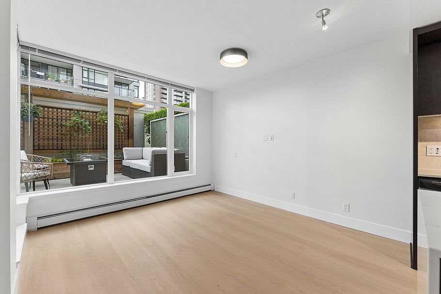 306 1320 Chesterfield Avenue North Vancouver, BC - 12