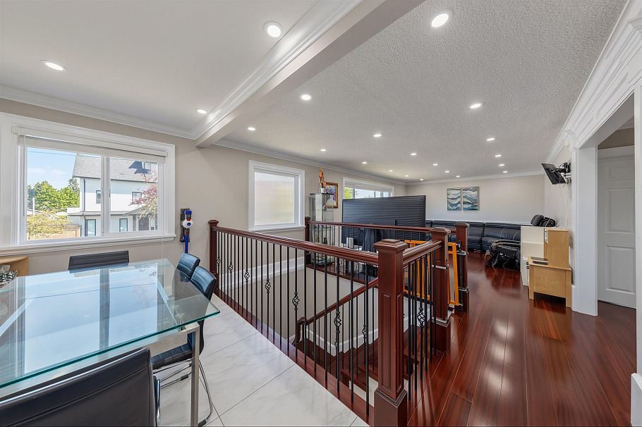 3696 E 26th Avenue Vancouver, BC - 14