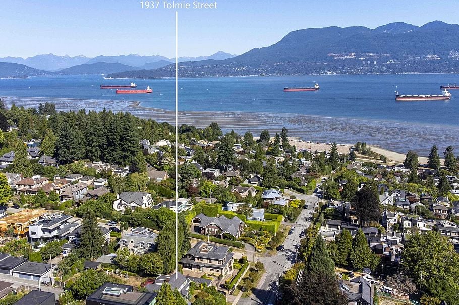1937 Tolmie Street Vancouver, BC - 20