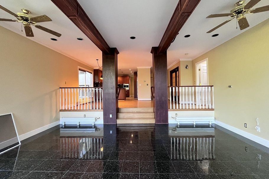 4755 W 4th Avenue Vancouver, BC - 22