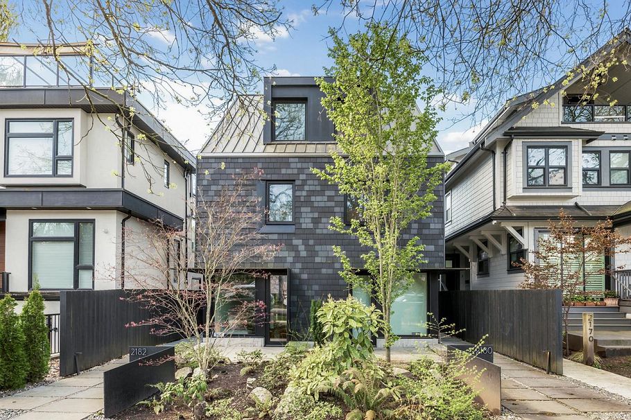 2180 E 13th Avenue Vancouver, BC - 1