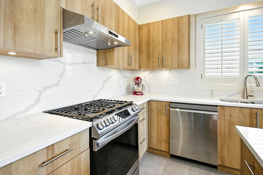 4420 Collingwood Street Vancouver, BC - 12