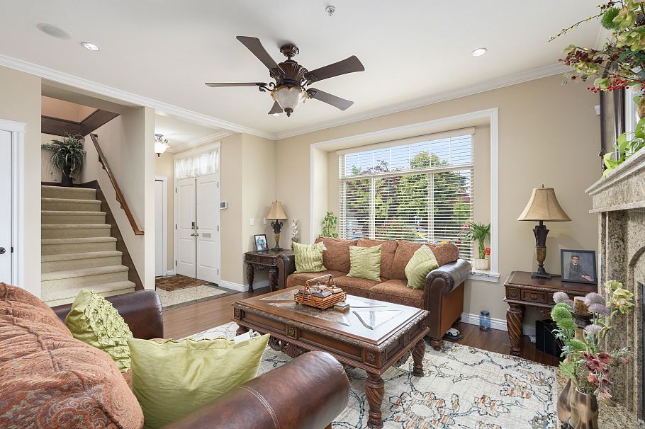 36 E 54 Avenue Vancouver, BC - 7