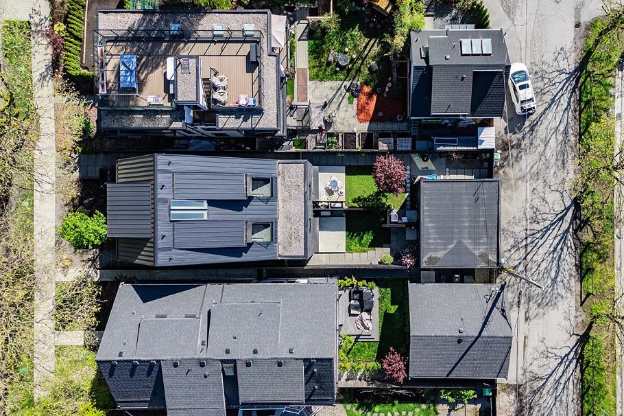 2180 E 13th Avenue Vancouver, BC - 23