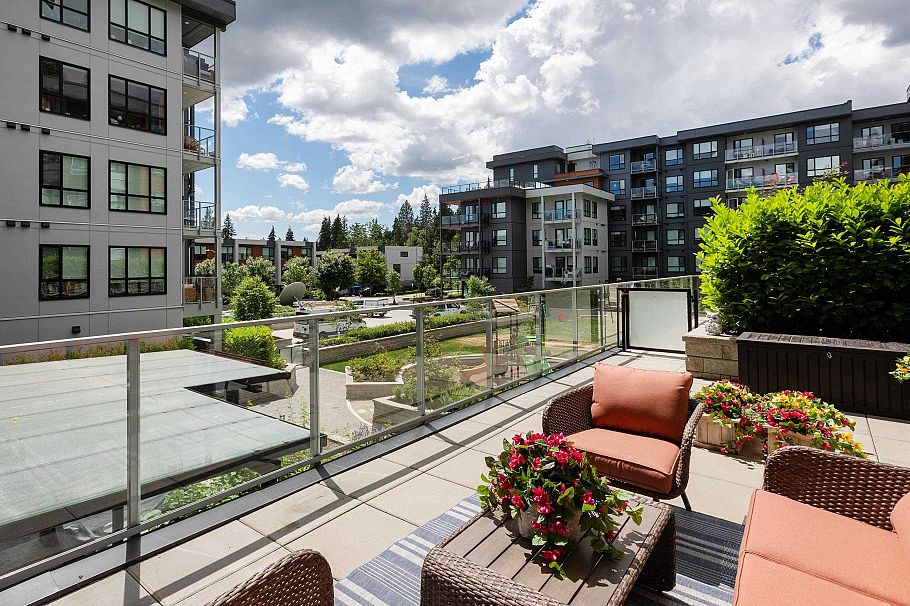 203 3596 Malsum Drive North Vancouver, BC - 14
