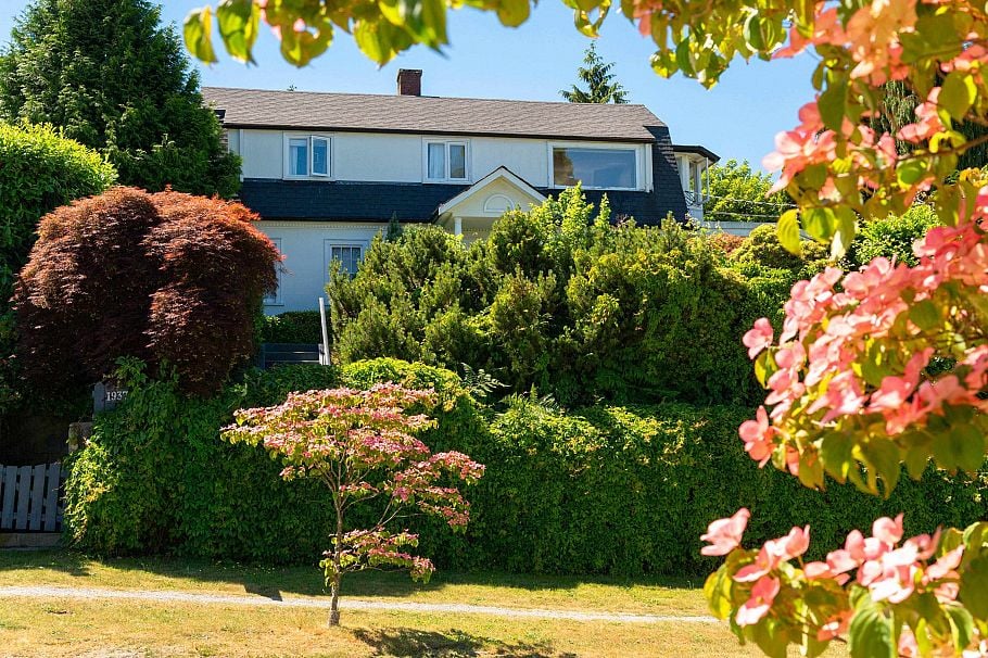 1937 Tolmie Street Vancouver, BC - 9