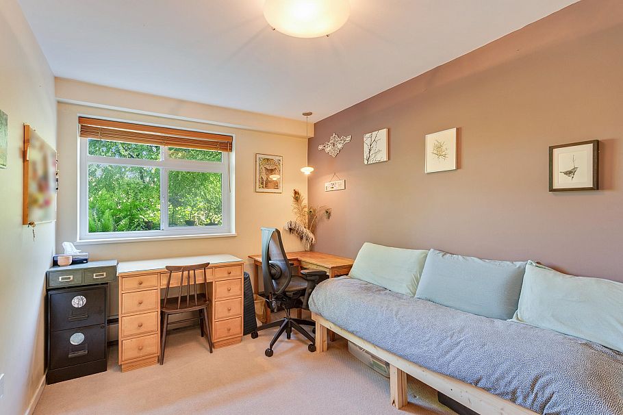 102 680 E 5th Avenue Vancouver, BC - 4
