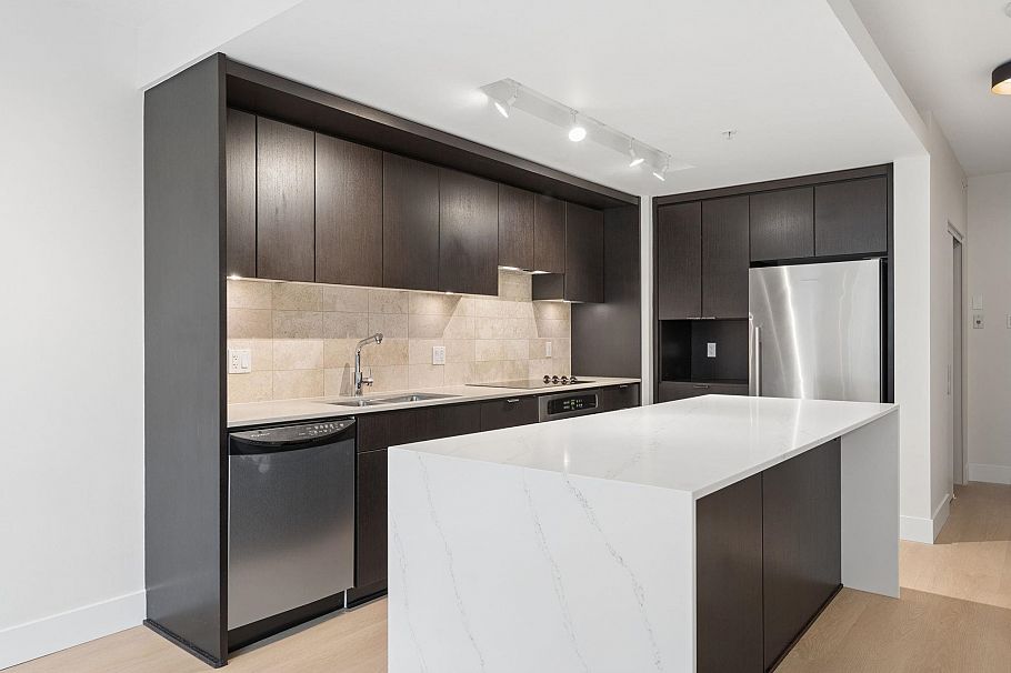 306 1320 Chesterfield Avenue North Vancouver, BC - 6