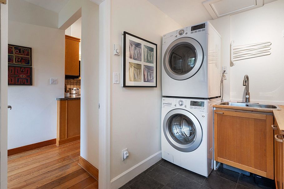 3552 W 49th Avenue Vancouver, BC - 20