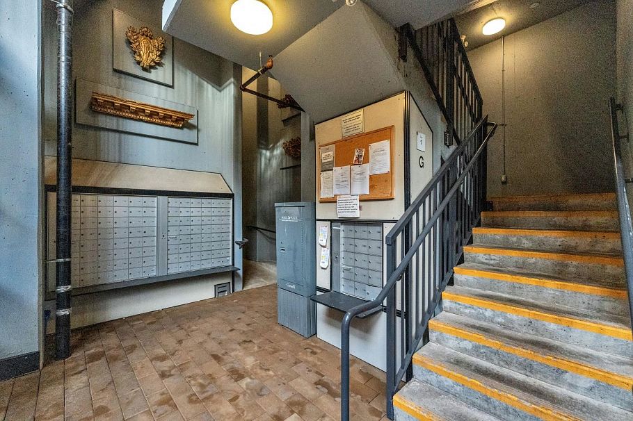 404 138 E Hastings Street Vancouver, BC - 2