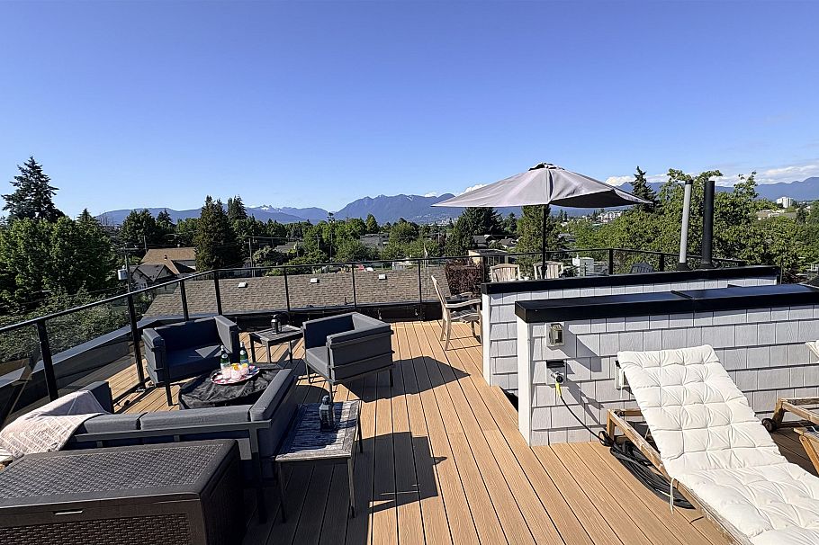 411 Aubrey Place Vancouver, BC - 30