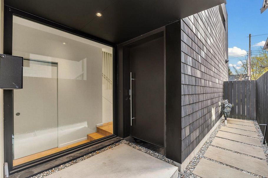 2180 E 13th Avenue Vancouver, BC - 4