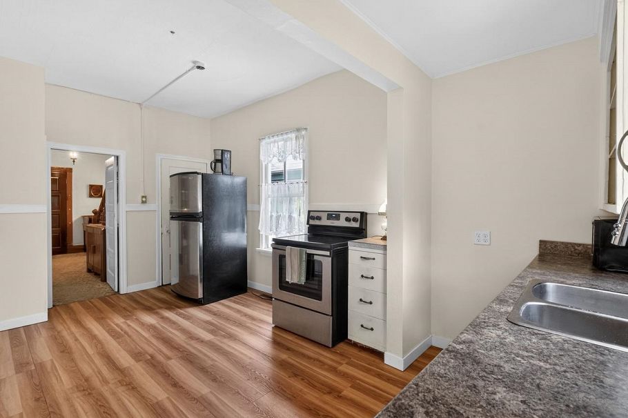3450 Welwyn Street Vancouver, BC - 15