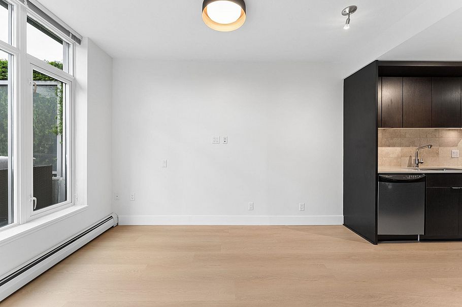 306 1320 Chesterfield Avenue North Vancouver, BC - 11