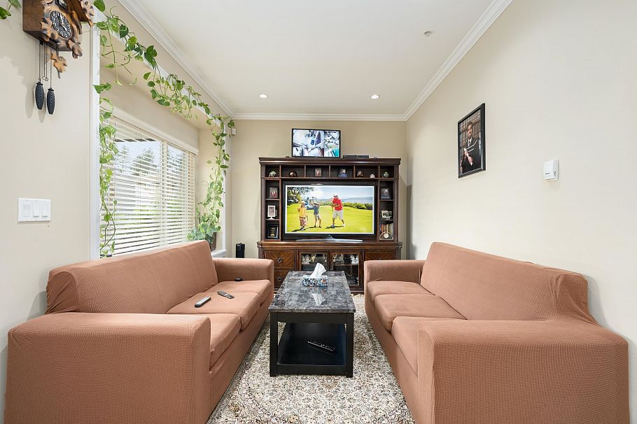36 E 54 Avenue Vancouver, BC - 15