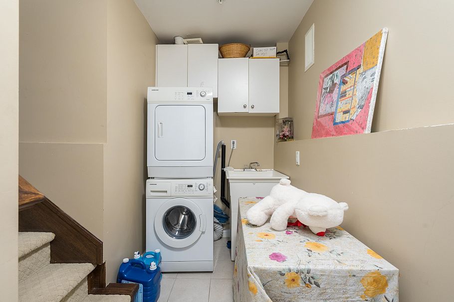 36 E 54 Avenue Vancouver, BC - 26