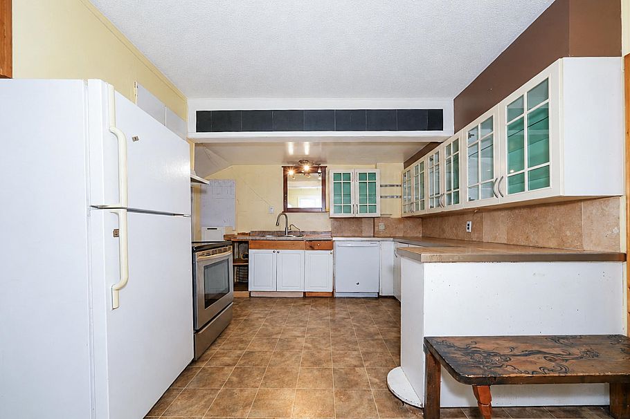 4711 Gothard Street Vancouver, BC - 10