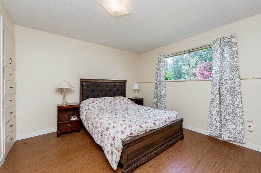 1453 Coleman Street North Vancouver, BC - 18