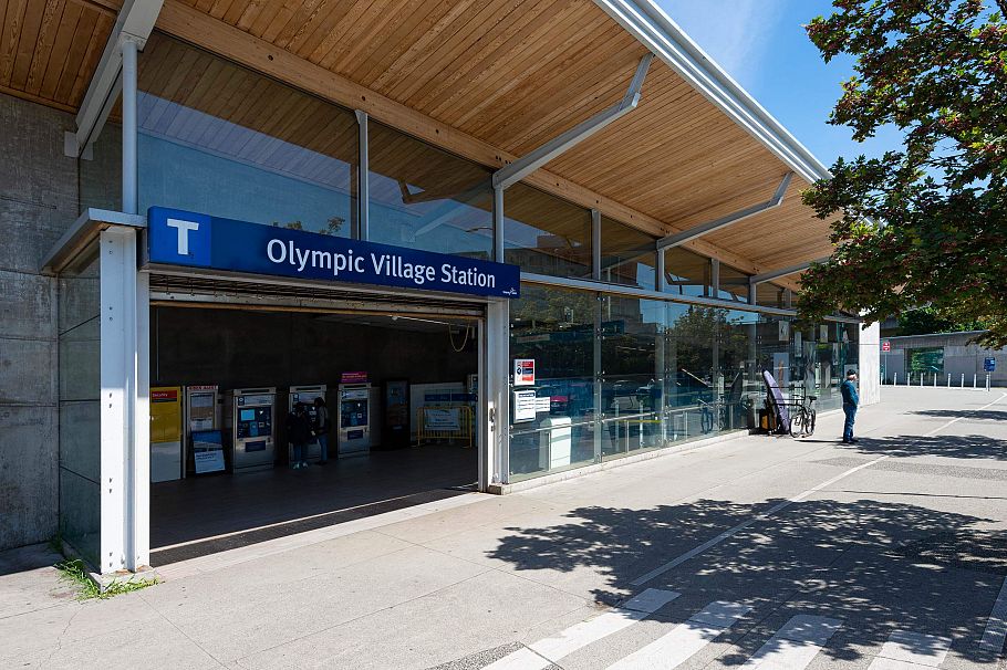 301 1887 Crowe Street Vancouver, BC - 23
