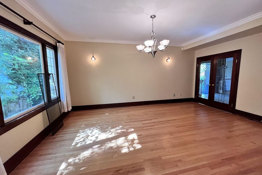 4755 W 4th Avenue Vancouver, BC - 19