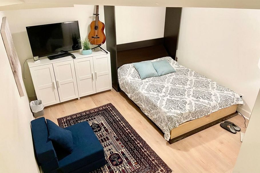 9 215 E 4th Street North Vancouver, BC - 23