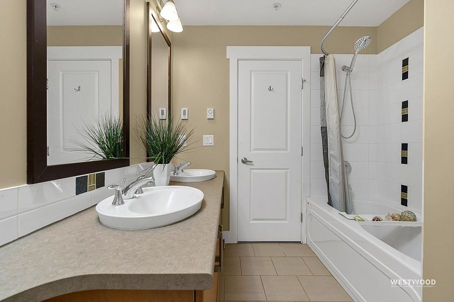 107 6328 Larkin Drive Vancouver, BC - 22