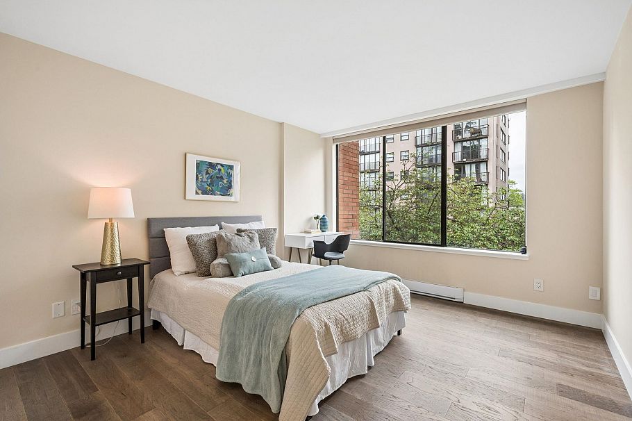 204 1860 Robson Street Vancouver, BC - 15
