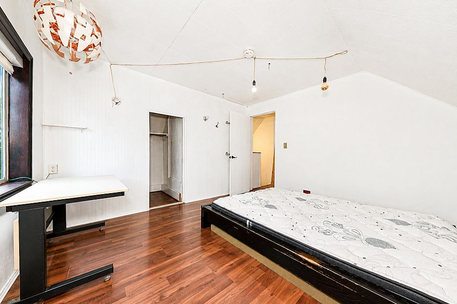 4711 Gothard Street Vancouver, BC - 32