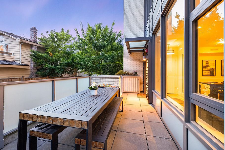 601 W 31st Avenue Vancouver, BC - 21