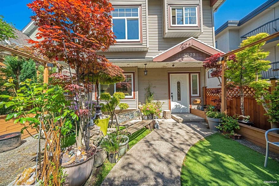 1023 E 8th Avenue Vancouver, BC - 3