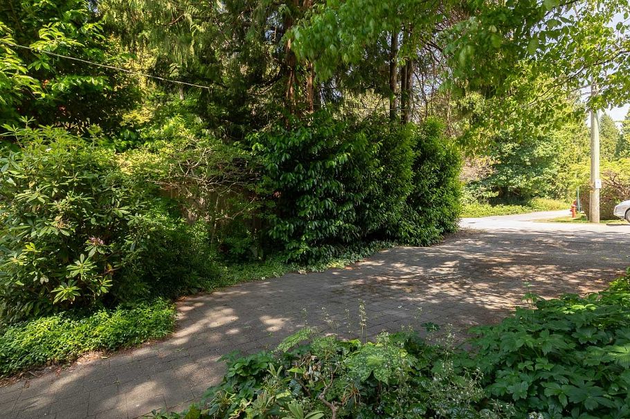 6309 Dunbar Street Vancouver, BC - 34