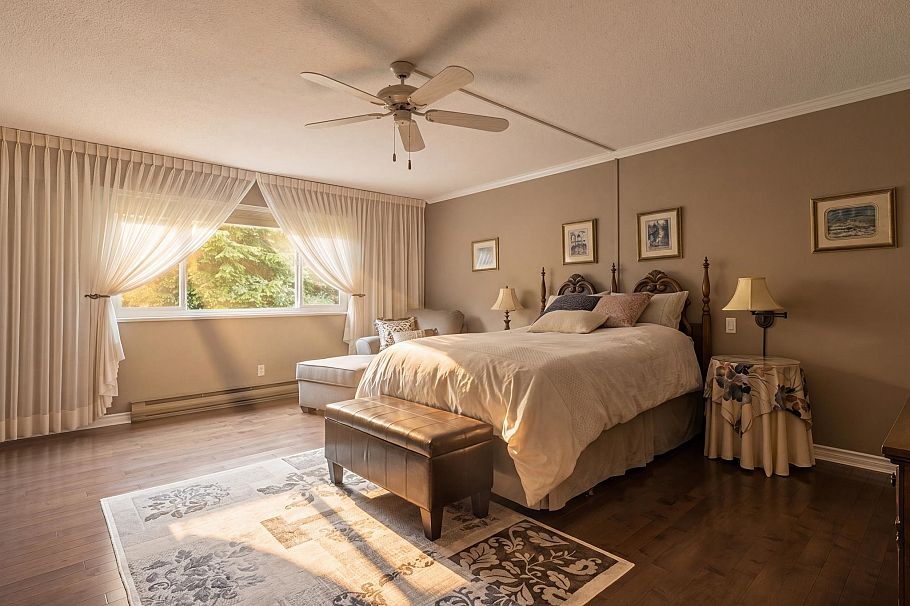 942 Montroyal Boulevard North Vancouver, BC - 14