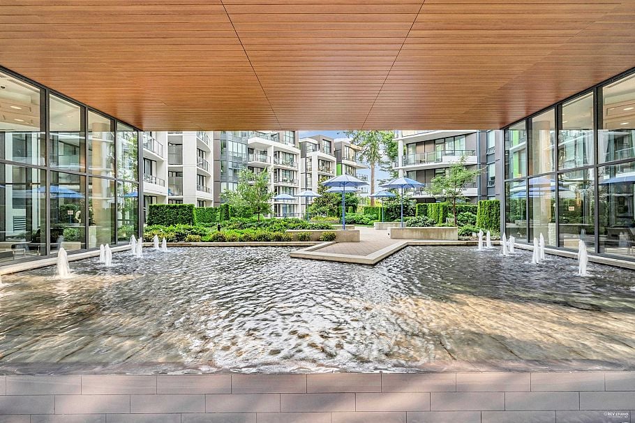 606 3533 Ross Drive Vancouver, BC - 32