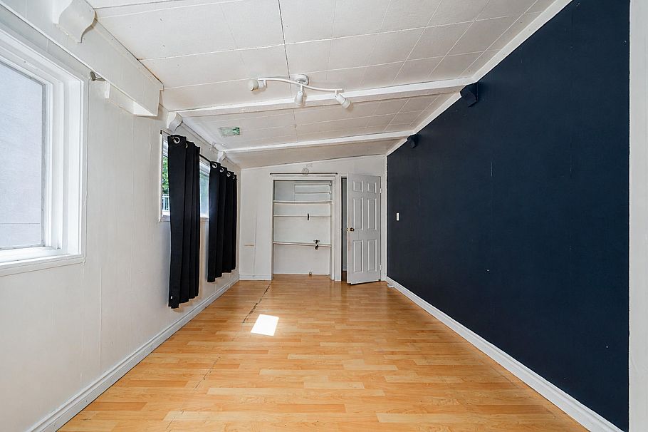 4711 Gothard Street Vancouver, BC - 20