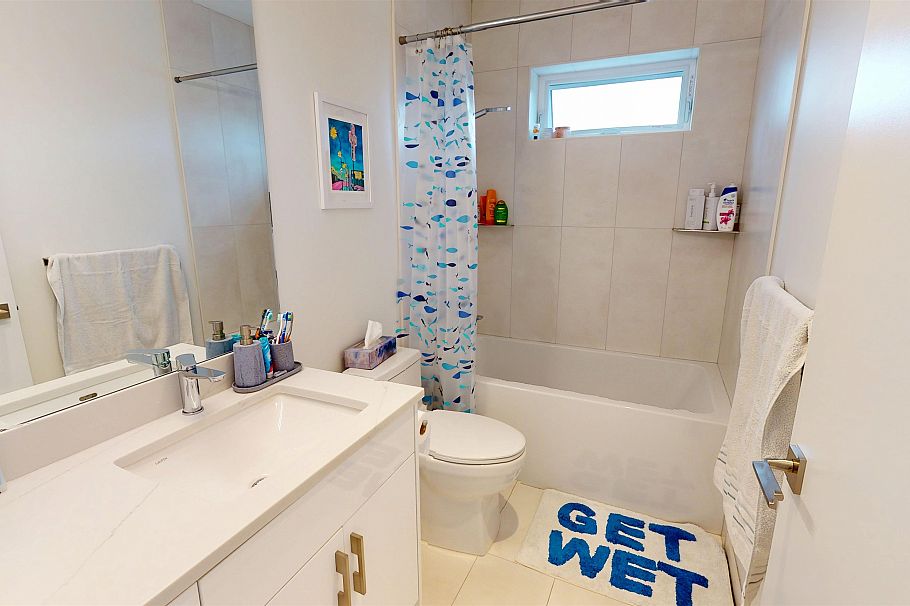 411 Aubrey Place Vancouver, BC - 14