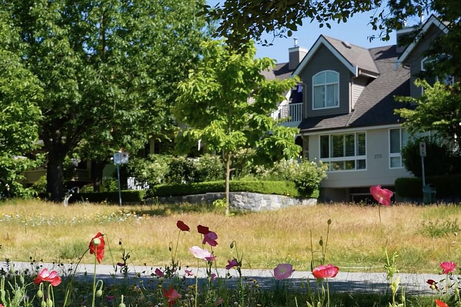 1 270 E Keith Road North Vancouver, BC - 39