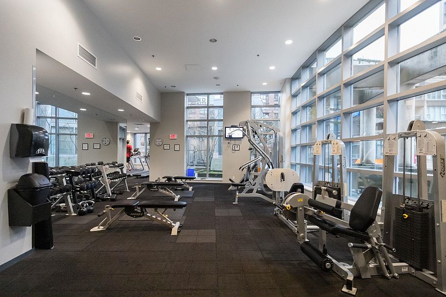808 689 Abbott Street Vancouver, BC - 24