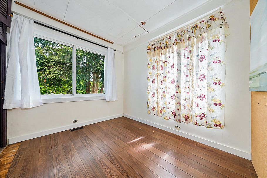 4711 Gothard Street Vancouver, BC - 25