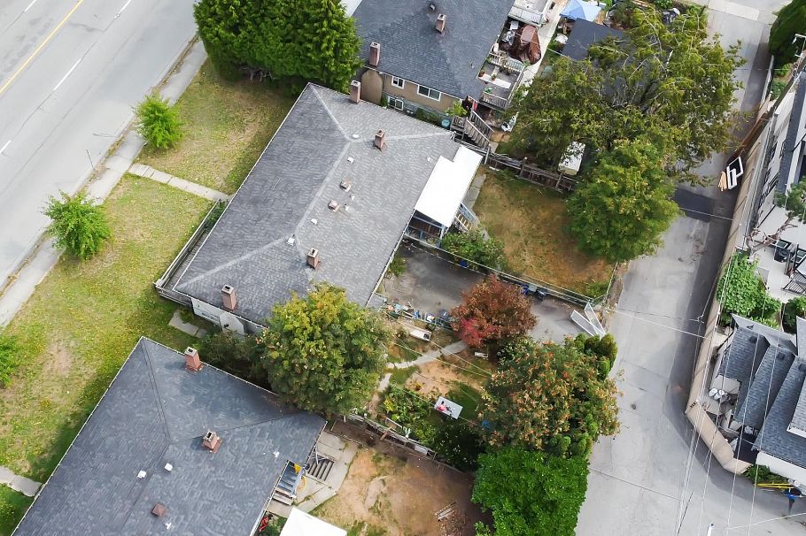 2576 S Grandview Highway Vancouver, BC - 8