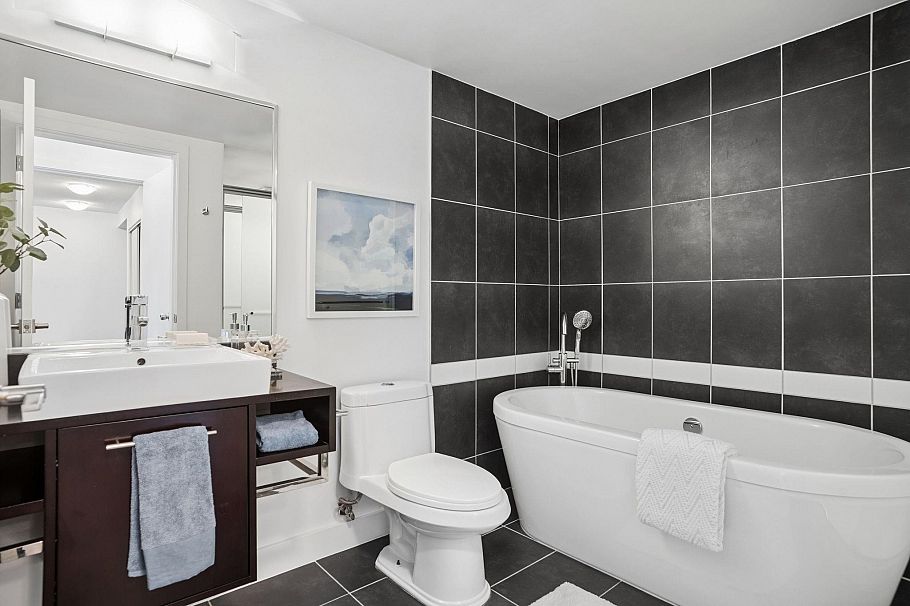 808 689 Abbott Street Vancouver, BC - 15