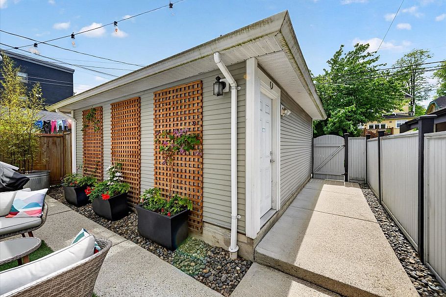 1528 E Pender Street Vancouver, BC - 39