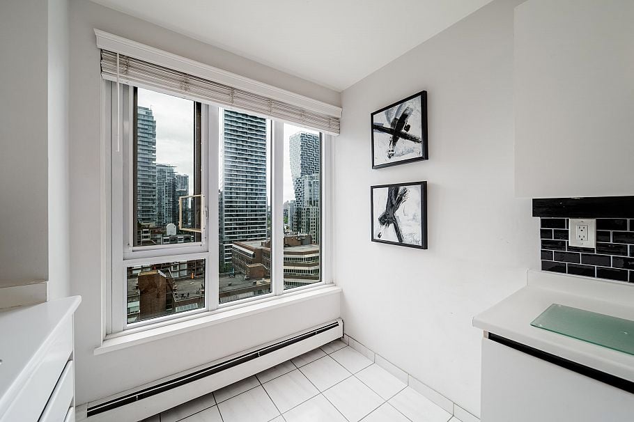 1505 1020 Harwood Street Vancouver, BC - 16