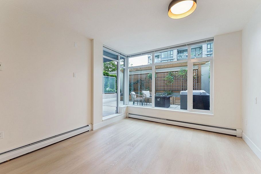 306 1320 Chesterfield Avenue North Vancouver, BC - 13