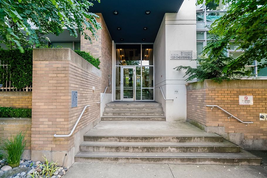 306 1320 Chesterfield Avenue North Vancouver, BC - 22