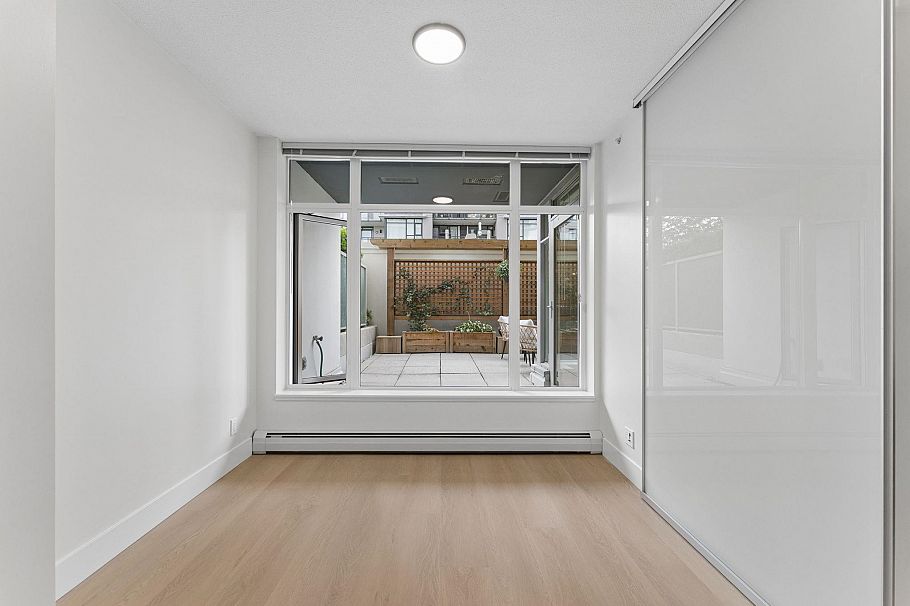 306 1320 Chesterfield Avenue North Vancouver, BC - 15