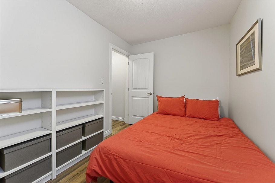 1528 E Pender Street Vancouver, BC - 29