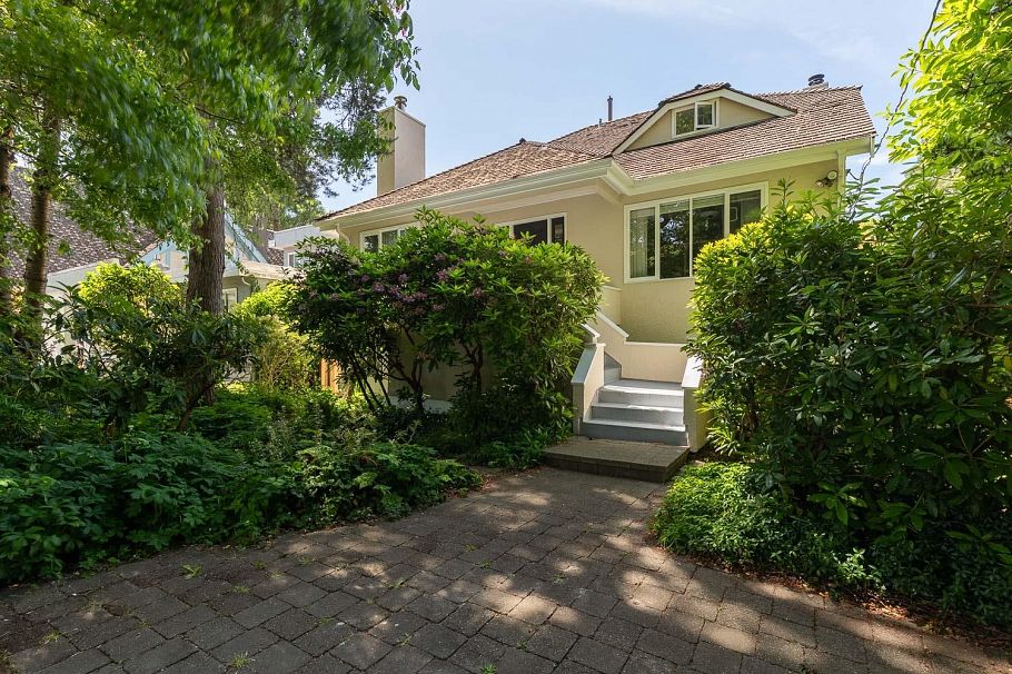 6309 Dunbar Street Vancouver, BC - 1