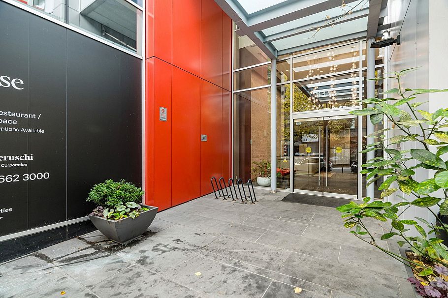 610 833 Homer Street Vancouver, BC - 18