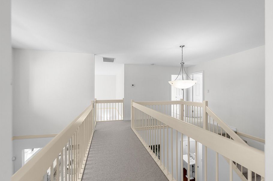 3985 W 14th Avenue Vancouver, BC - 21